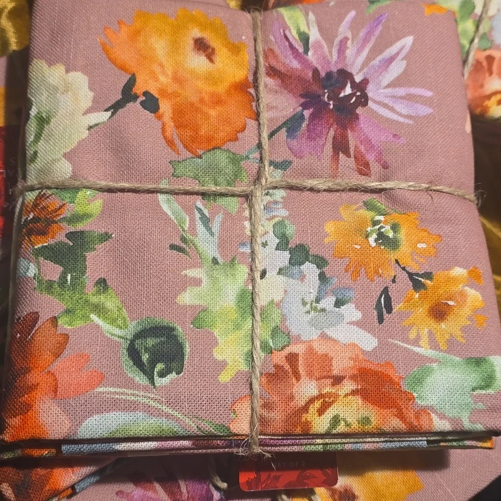 ♥️BUY 2 GET 1 FREE Sur La Table Fall Botanical Towels, Set of 2, Retail $29.95